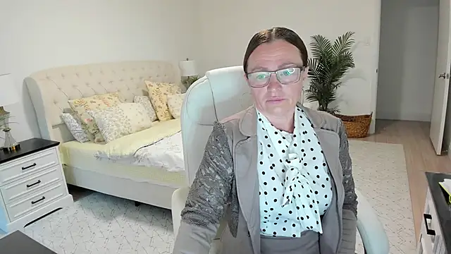 Vika73 online show from June 4, 10:54 am