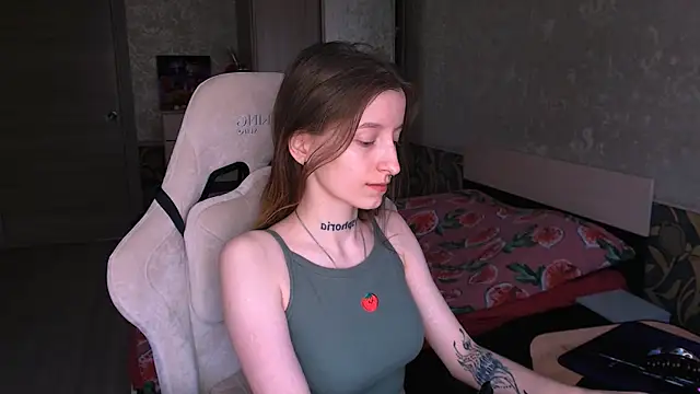cath alien online show from May 24, 10:31 am