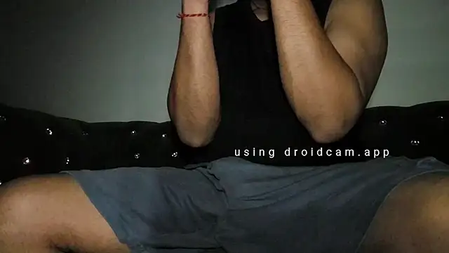 Snapshot of psexplr chatting on November 8, 8:07 pm psexplr online show from November 8, 8:07 pm