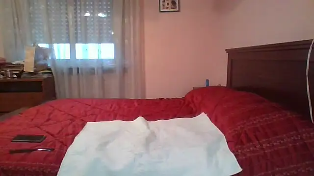 ItalianBigBoobs online show from December 19, 1:51 pm