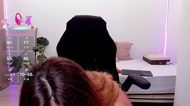 LindaWhite  online show from September 12, 3:56 pm