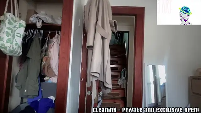 Snapshot of maddiliz chatting on February 14, 5:14 pm maddiliz online show from February 14, 5:14 pm