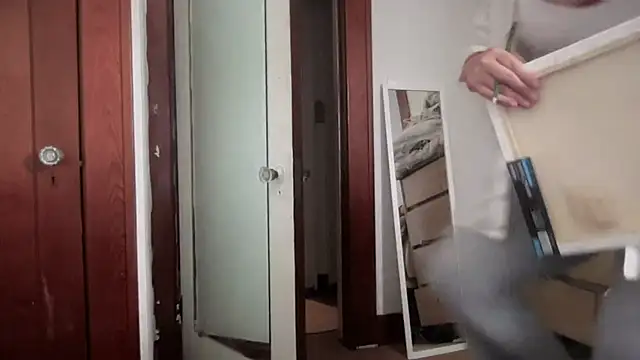 Snapshot of maddiliz chatting on February 22, 12:38 am maddiliz online show from February 22, 12:38 am