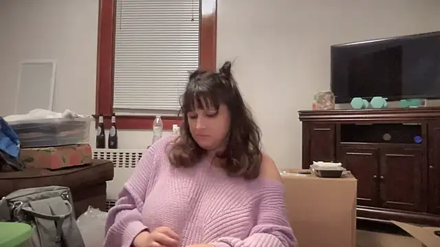 Snapshot of maddiliz chatting on March 4, 5:21 am maddiliz online show from March 4, 5:21 am