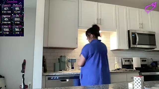 Snapshot of maddiliz chatting on March 17, 3:50 pm maddiliz online show from March 17, 3:50 pm