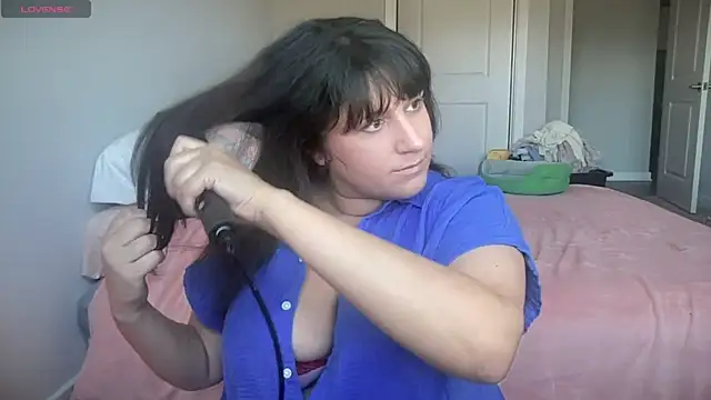 Snapshot of maddiliz chatting on March 20, 4:31 pm maddiliz online show from March 20, 4:31 pm