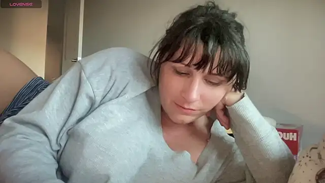 Snapshot of maddiliz chatting on March 21, 11:34 pm maddiliz online show from March 21, 11:34 pm