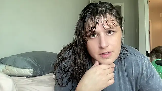 Snapshot of maddiliz chatting on October 7, 4:26 pm maddiliz online show from October 7, 4:26 pm