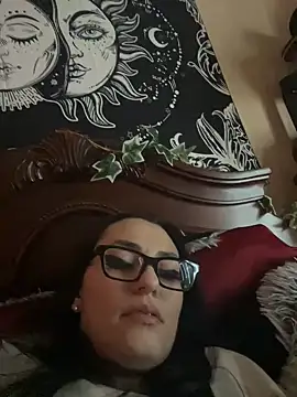 Snapshot of smoothkissx chatting on February 1, 5:07 am smoothkissx online show from February 1, 5:07 am