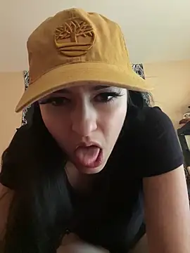 Snapshot of smoothkissx chatting on February 6, 2:37 pm smoothkissx online show from February 6, 2:37 pm