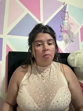 lia 20xx online show from June 6, 2:05 am