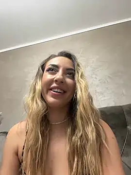 BabesGoWild online show from January 16, 5:53 am