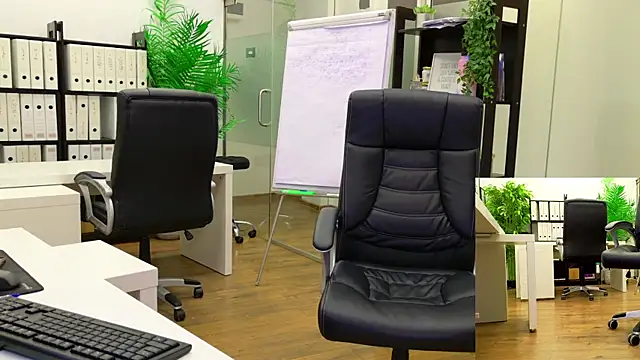 BabesGoWild online show from October 2, 5:03 am