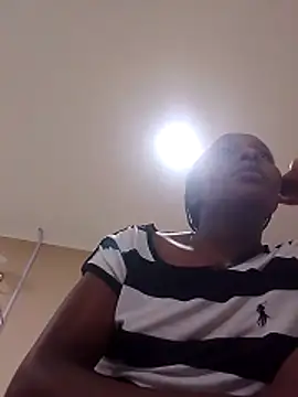 Snapshot of lisajuicyy chatting on June 6, 1:27 pm lisajuicyy online show from June 6, 1:27 pm