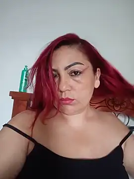 Snapshot of Agata_Traviesa chatting on June 8, 8:31 pm Agata Traviesa online show from June 8, 8:31 pm