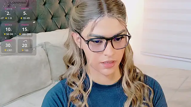 Scarlethvhonparker online show from February 14, 2:41 am