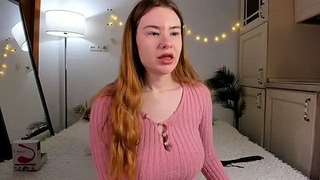 Snapshot of SonyaBabyn chatting on February 12, 3:38 pm SonyaBabyn online show from February 12, 3:38 pm