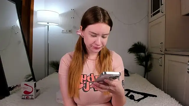 Snapshot of SonyaBabyn chatting on March 19, 1:07 pm SonyaBabyn online show from March 19, 1:07 pm