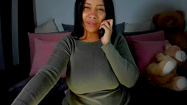Snapshot of NicolePasqualott chatting on December 28, 11:26 pm NicolePasqualott online show from December 28, 11:26 pm