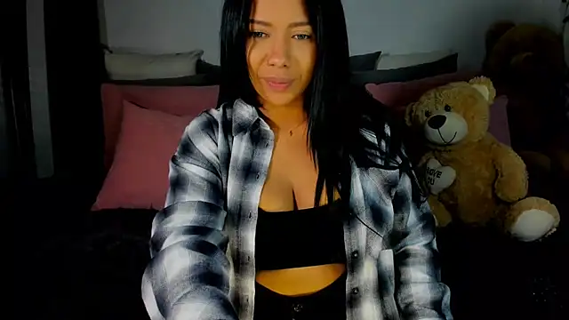Snapshot of NicolePasqualott chatting on January 11, 12:44 am NicolePasqualott online show from January 11, 12:44 am