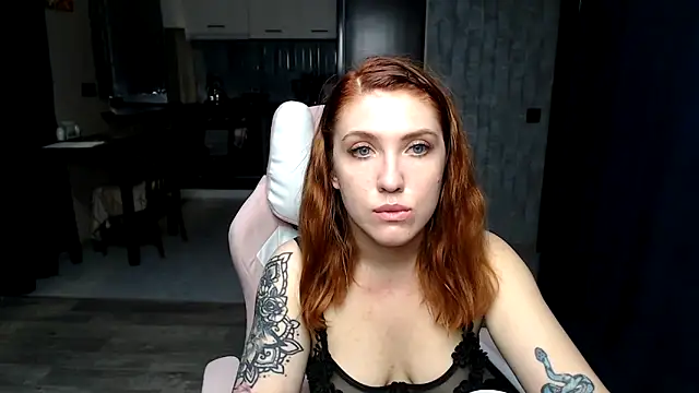 Snapshot of Reginasmilee chatting on October 3, 12:57 pm Reginasmilee online show from October 3, 12:57 pm