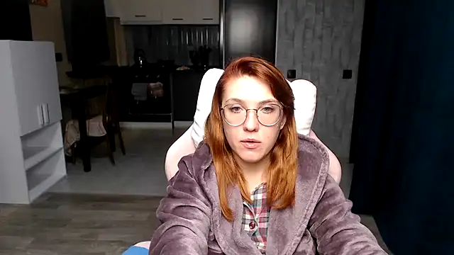 Snapshot of Reginasmilee chatting on October 6, 4:59 pm Reginasmilee online show from October 6, 4:59 pm
