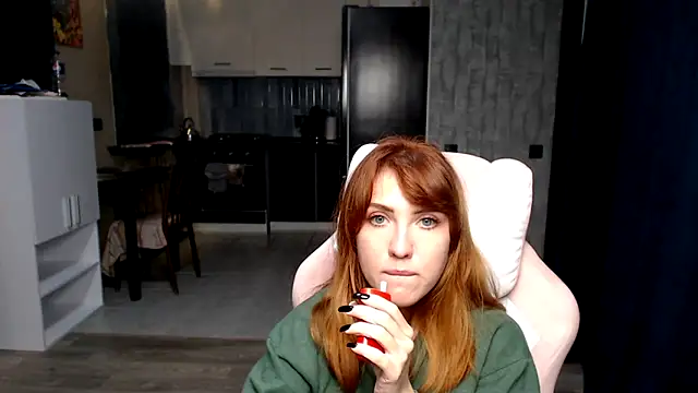 Snapshot of Reginasmilee chatting on October 8, 4:15 pm Reginasmilee online show from October 8, 4:15 pm