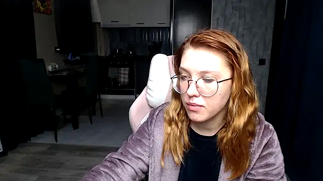 Reginasmilee online show from November 3, 2:24 am