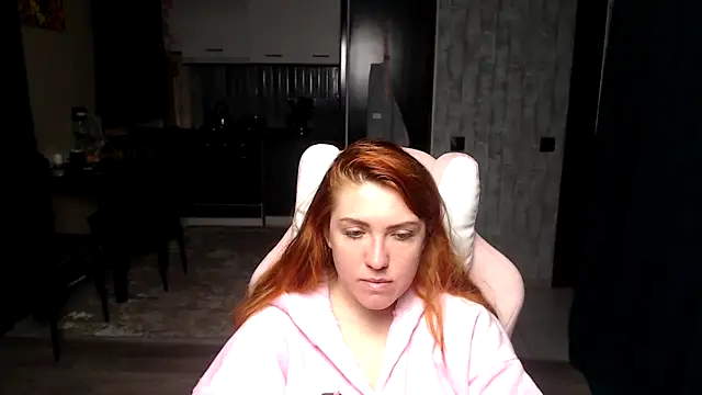 Reginasmilee online show from April 11, 3:33 am