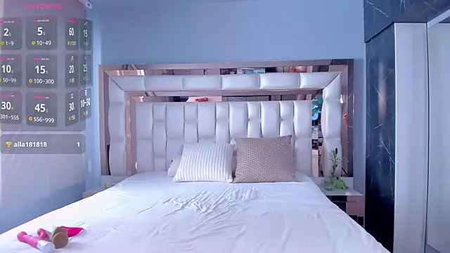 Snapshot of SarahPreston chatting on January 9, 7:29 pm SarahPreston online show from January 9, 7:29 pm