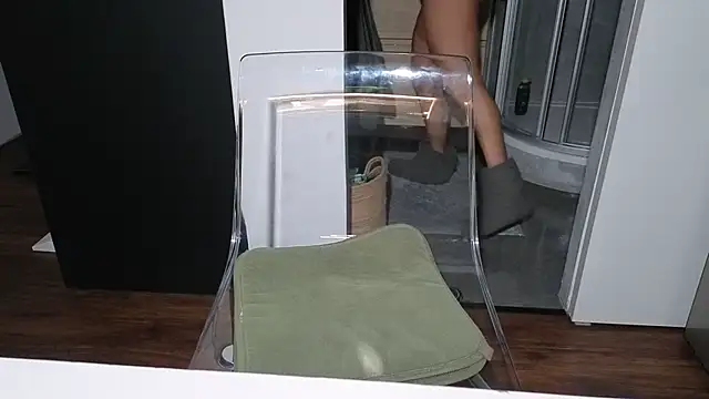 Snapshot of TammyJeann chatting on November 15, 5:05 am TammyJeann online show from November 15, 5:05 am