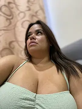 AliceStarshine online show from February 6, 11:15 pm