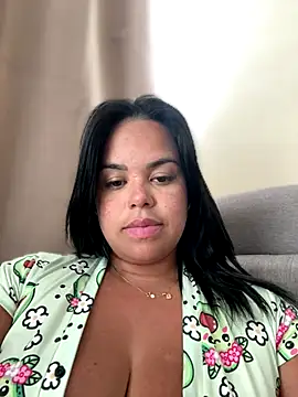 Snapshot of AliceStarshine chatting on November 17, 6:14 pm AliceStarshine online show from November 17, 6:14 pm