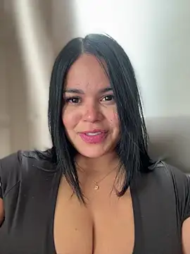 AliceStarshine online show from April 5, 4:48 pm