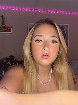 Sammybbxx online show from July 20, 2:04 am