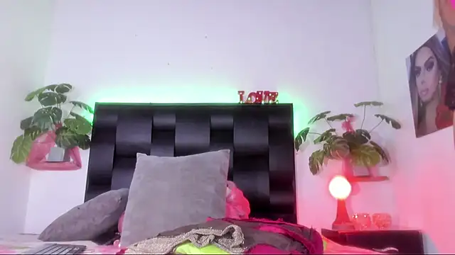 isabelleandbrand online show from February 8, 12:17 pm