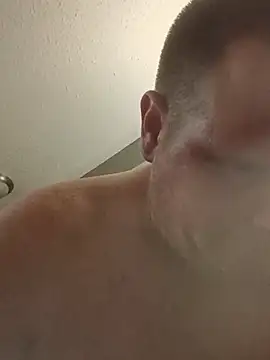 Snapshot of ullrolleylovitt chatting on July 21, 10:28 am ullrolleylovitt online show from July 21, 10:28 am