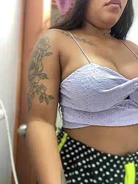 riri brunnete online show from February 22, 12:51 pm