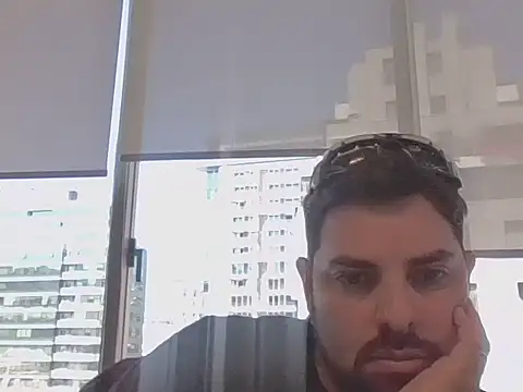 robredoj online show from October 17, 5:15 pm