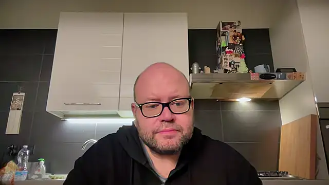 theitalianbear online show from December 6, 11:57 pm