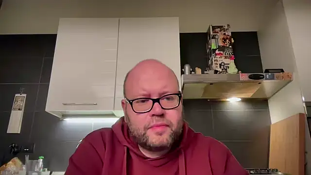 theitalianbear online show from December 10, 12:50 am