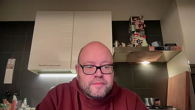 theitalianbear online show from February 19, 4:55 pm