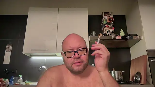 theitalianbear online show from September 11, 3:50 am