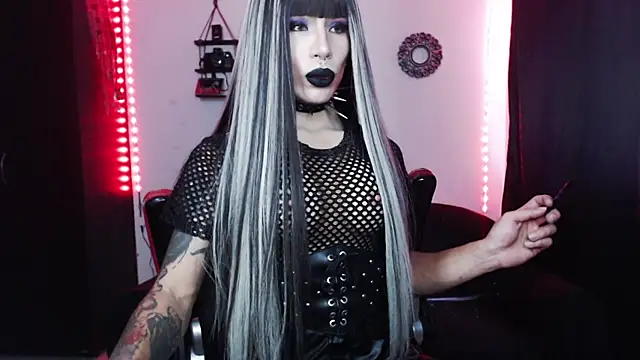 april simons2 online show from January 8, 2:56 pm