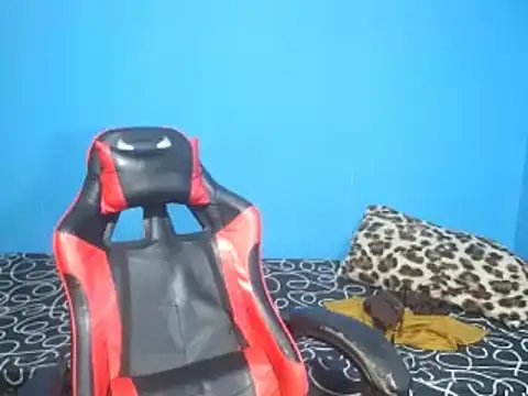 Snapshot of venustheg0ddess chatting on January 16, 12:45 am venustheg0ddess online show from January 16, 12:45 am