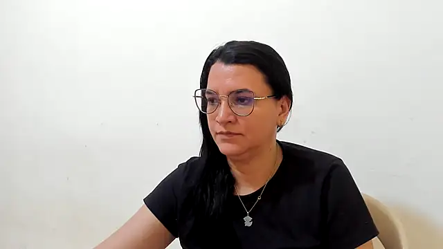 Snapshot of MARILYN_GARCIA chatting on November 1, 3:14 pm MARILYN GARCIA online show from November 1, 3:14 pm