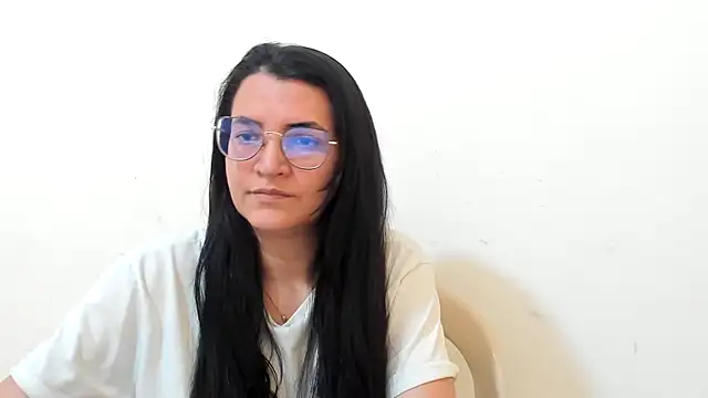 Snapshot of MARILYN_GARCIA chatting on November 10, 4:06 pm MARILYN GARCIA online show from November 10, 4:06 pm