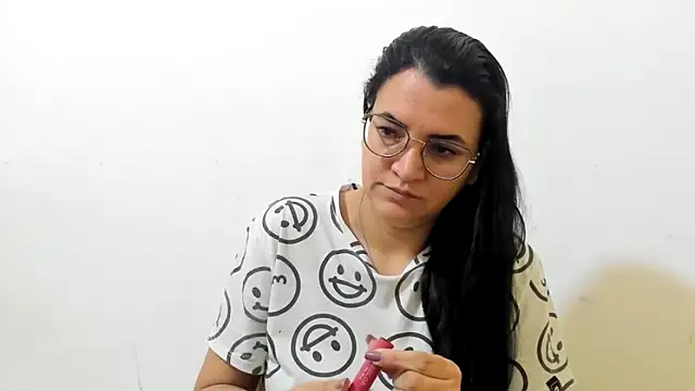 Snapshot of MARILYN_GARCIA chatting on November 29, 1:25 pm MARILYN GARCIA online show from November 29, 1:25 pm