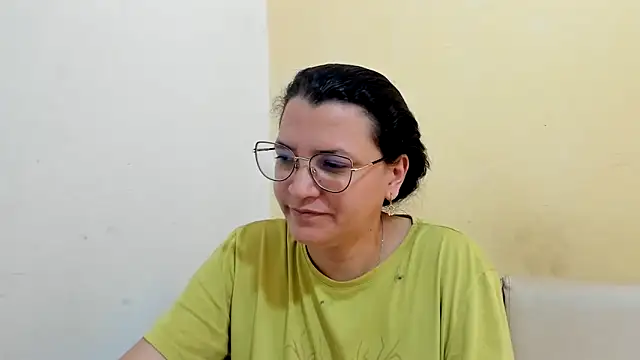 MARILYN GARCIA online show from February 11, 4:45 pm