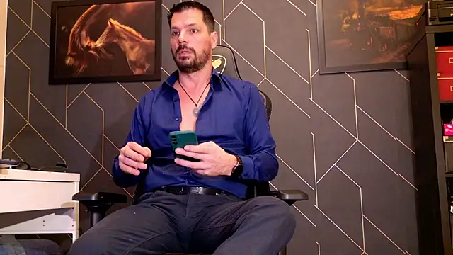 ChrisKox online show from January 30, 6:21 pm